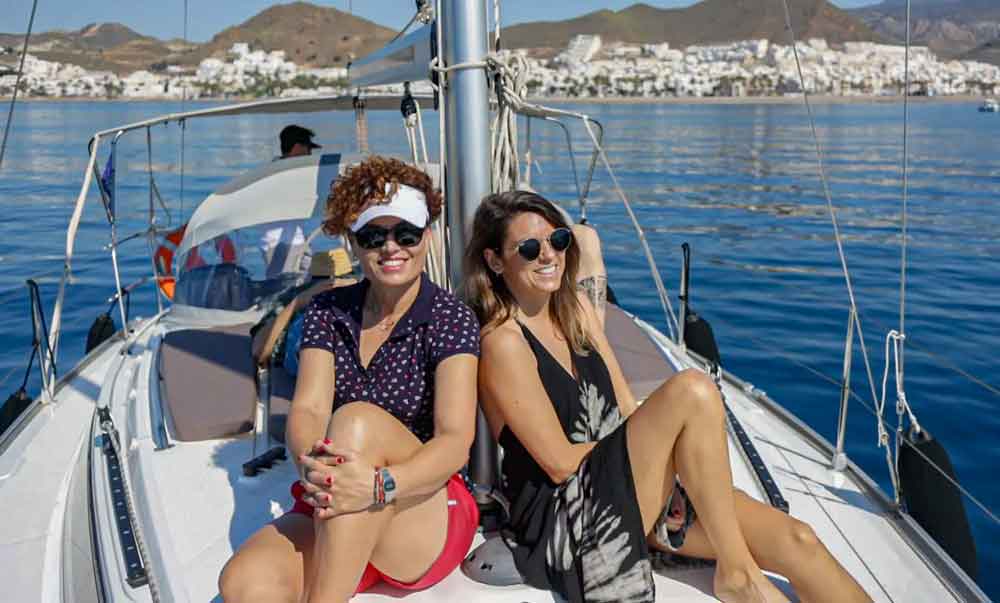 Anuncio para una excursión en velero desde Carboneras, Cabo de Gata