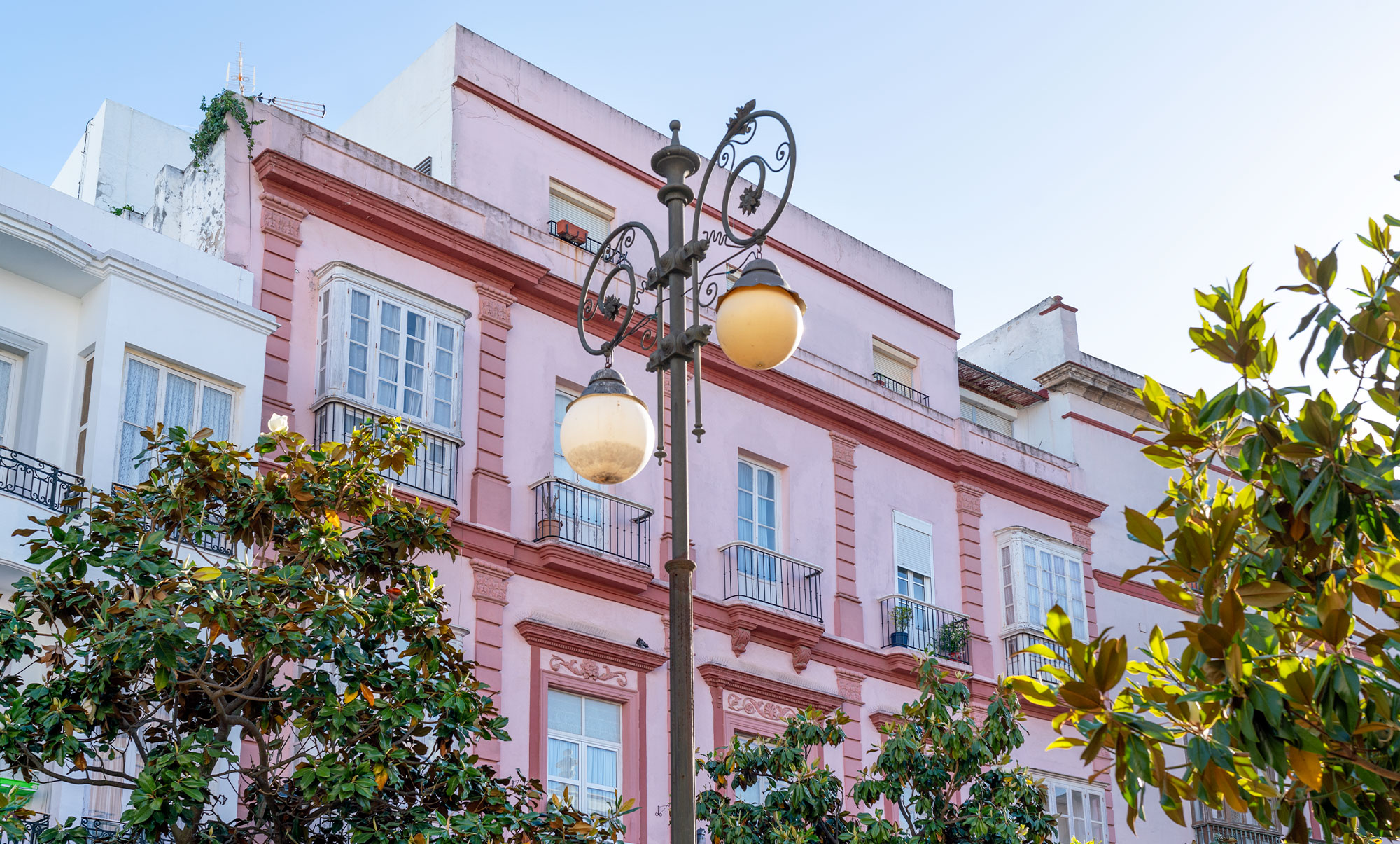 Détail d'un bâtiment dans la vieille ville de Cadix, Espagne